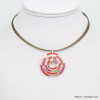 collier pendentif labyrinthe géométrique métal coloré câble multi-brins femme 0119043