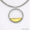 collier pendentif rond résine coloré métal 0120031 champagne