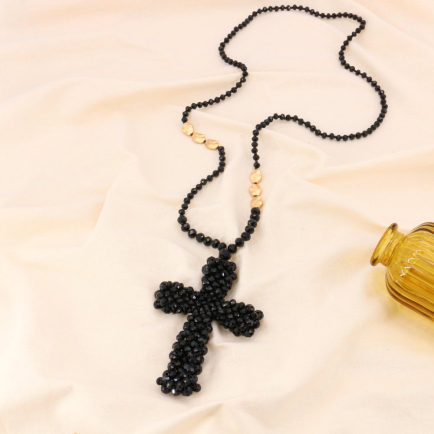 Collier sautoir croix xxl et perles facettées cristal 0123140 noir