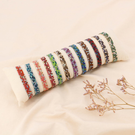 Lot de 48 bracelets fins élastiques strass camaieu de couleurs 0223583 multi