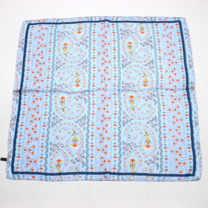 Foulard carré motif vintage floral touché soie polyester 0724017 bleu