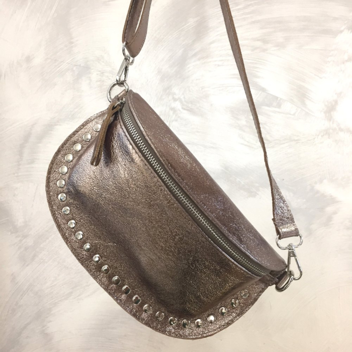 Sac banane cuir véritable métallisé petits clous dorés 0924518 bronze Sac banane cuir véritable métallisé petits clous dorés 0924518 bronze