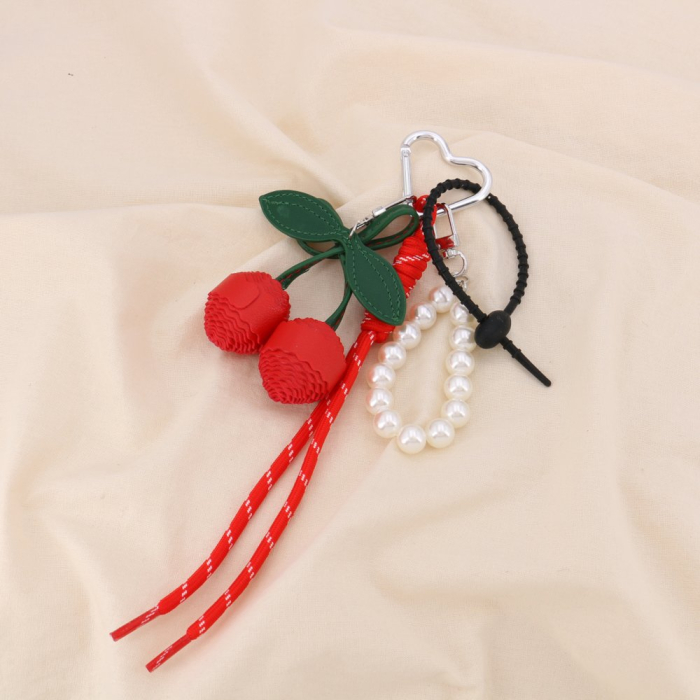 Bijou de sac ou porte-clés litchis perles 0825012 rouge