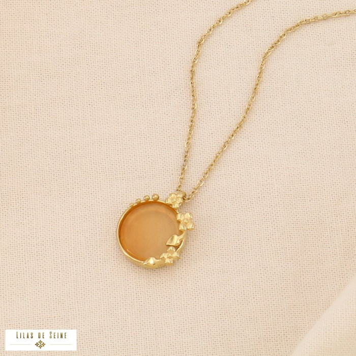 Collier en acier inoxydable avec pendentif rond en pierre naturelle orange