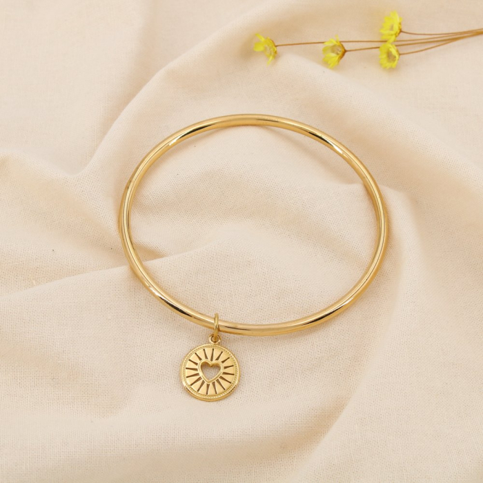 Bracelet jonc acier inoxydable breloque soleil cœur gravé 0225234 doré Bracelet jonc acier inoxydable breloque soleil cœur gravé 0225234 doré