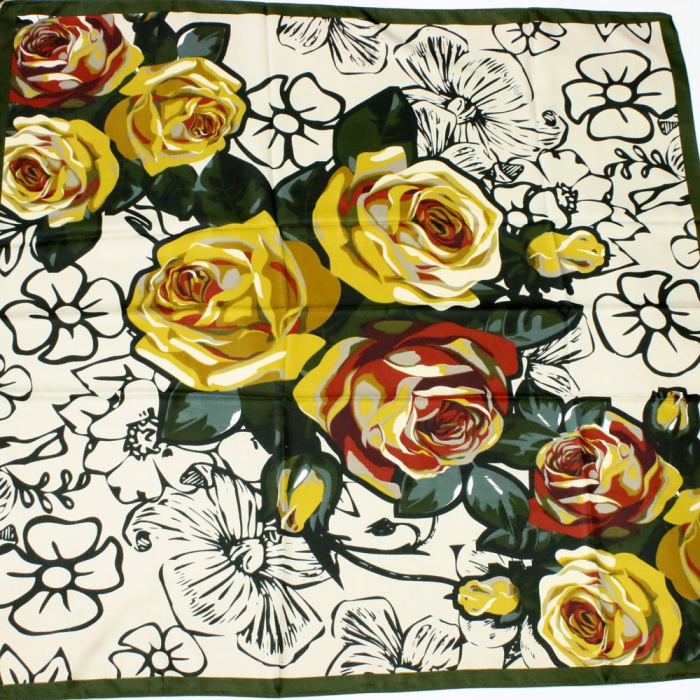 Foulard carré satin polyester motif grandes roses 0725520 multi