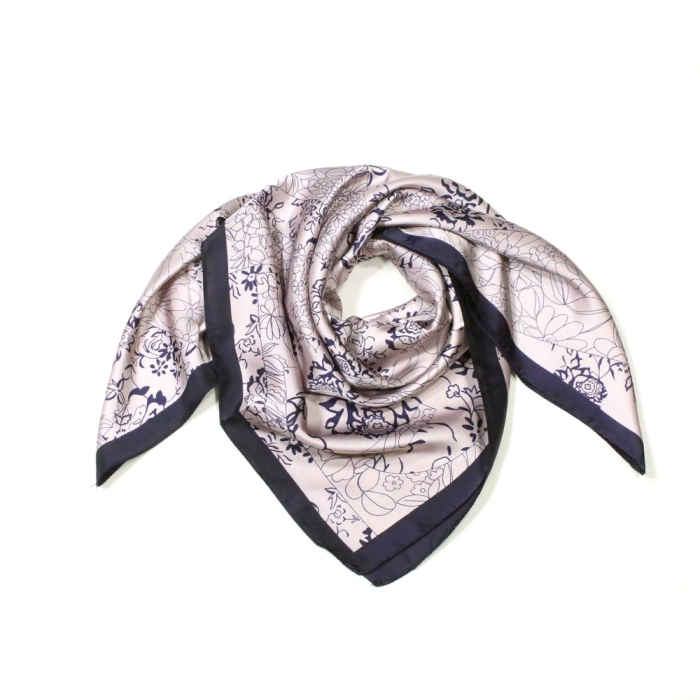 Foulard carré satin polyester motifs floraux 0725519 mauve Foulard carré satin polyester motifs floraux 0725519 mauve