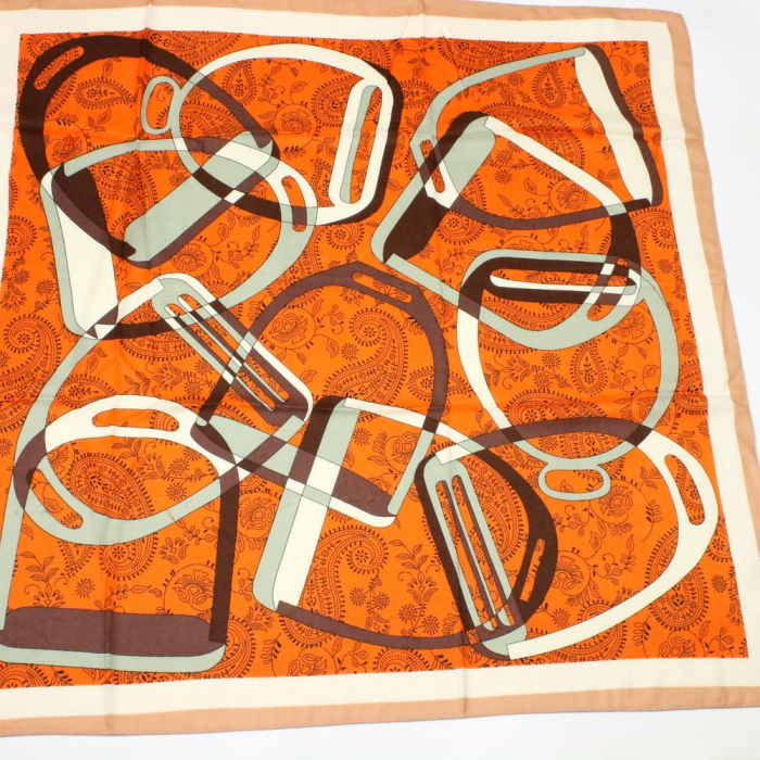 Foulard carré polyester orange motifs cachemire graphiques femme 0725523 orange foncé