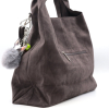 Sac porté épaule façon daim Flora&Co avec bijou de sac 0925521 gris foncé Sac porté épaule façon daim Flora&Co avec bijou de sac 0925521 gris foncé