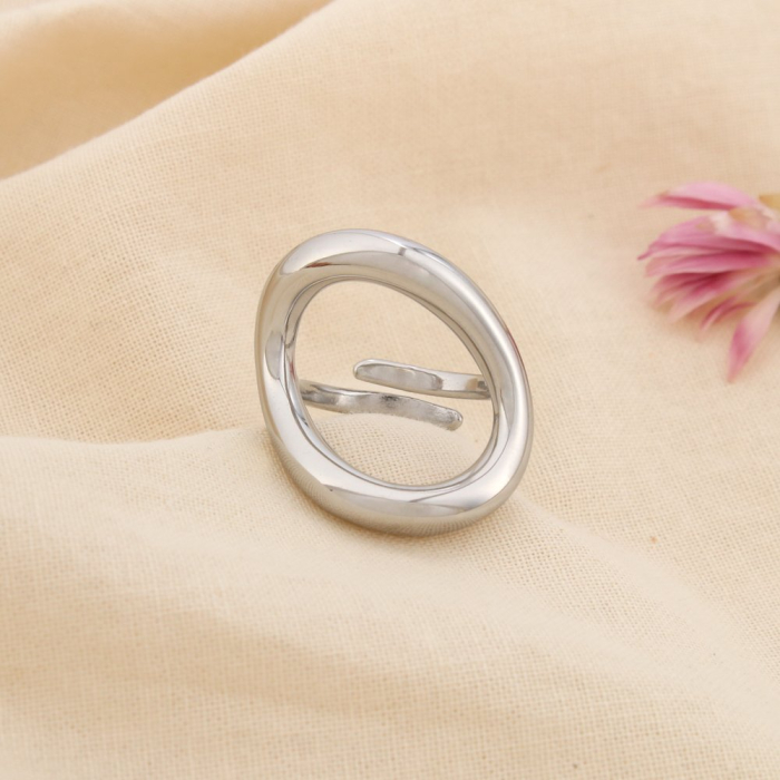 Bague acier inoxydable ajouré contemporain 0425538 argenté Bague acier inoxydable ajouré contemporain 0425538 argenté