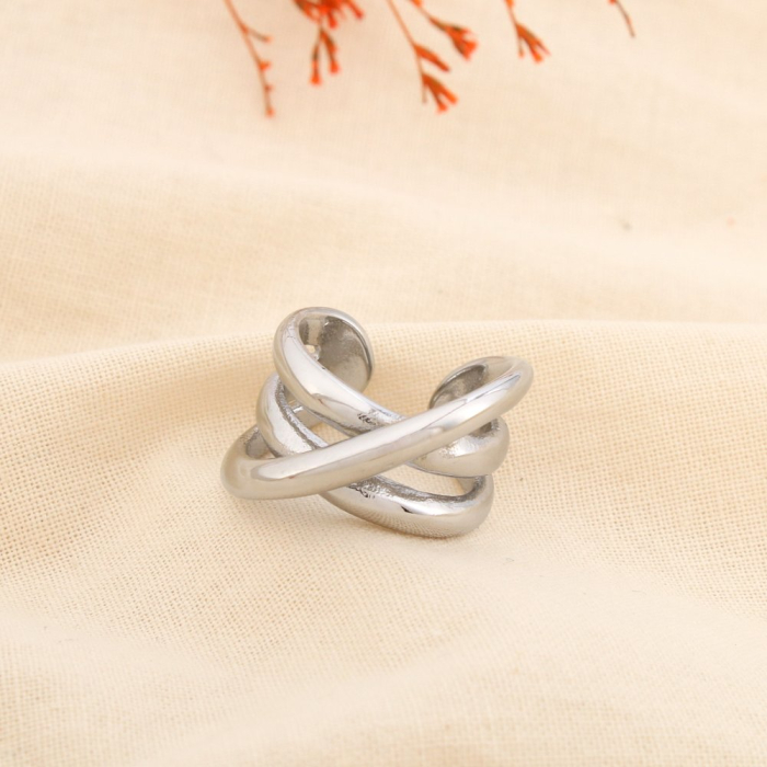 Bague acier inoxydable ajouré entrelacé contemporain 0425539 argenté