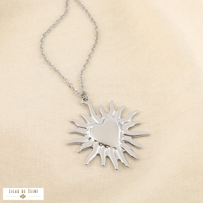 Collier acier inoxydable cœur soleil rayonnant symbolique bohème contemporain 0125600 argenté