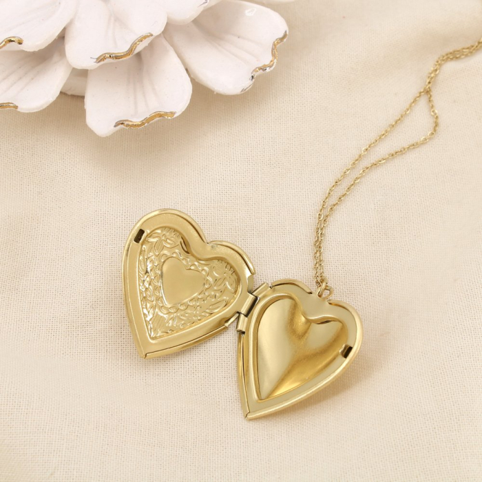 Collier acier inoxydable médaillon cœur ouvrant romantique vintage 0125630 doré