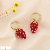 Mini-créoles pendantes fraise résine acier inoxydable 0325040 rouge