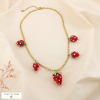 Collier acier inoxydable charm fraises résine 0125155 rouge